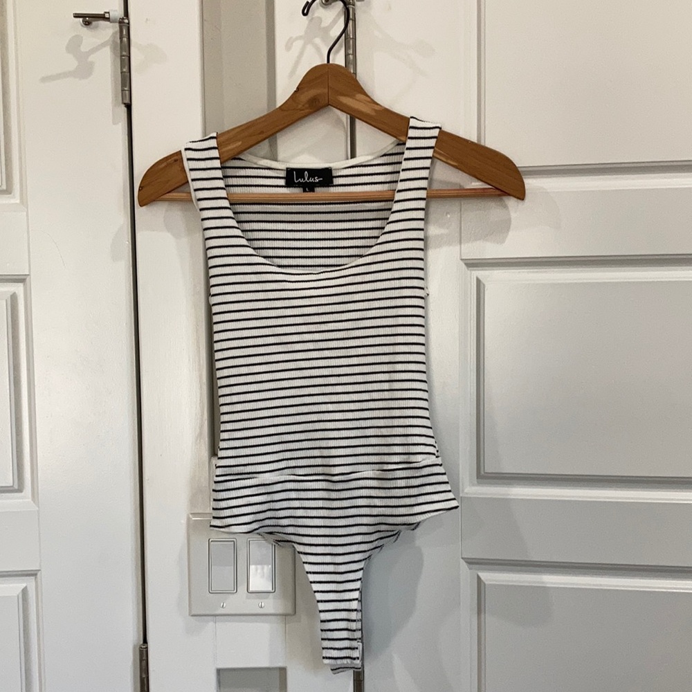 NWOT lulus striped bodysuit